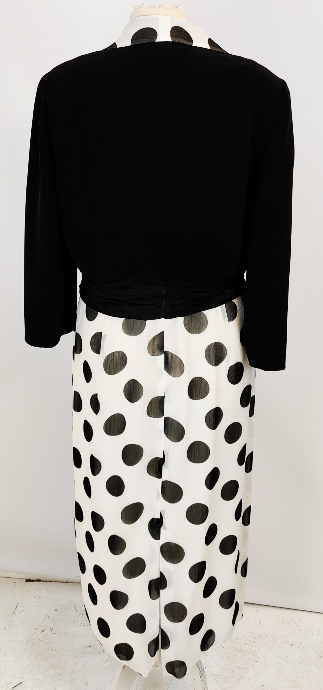 Condici "Mother of the Bride" Dress and Jacket Outfit - Black and White