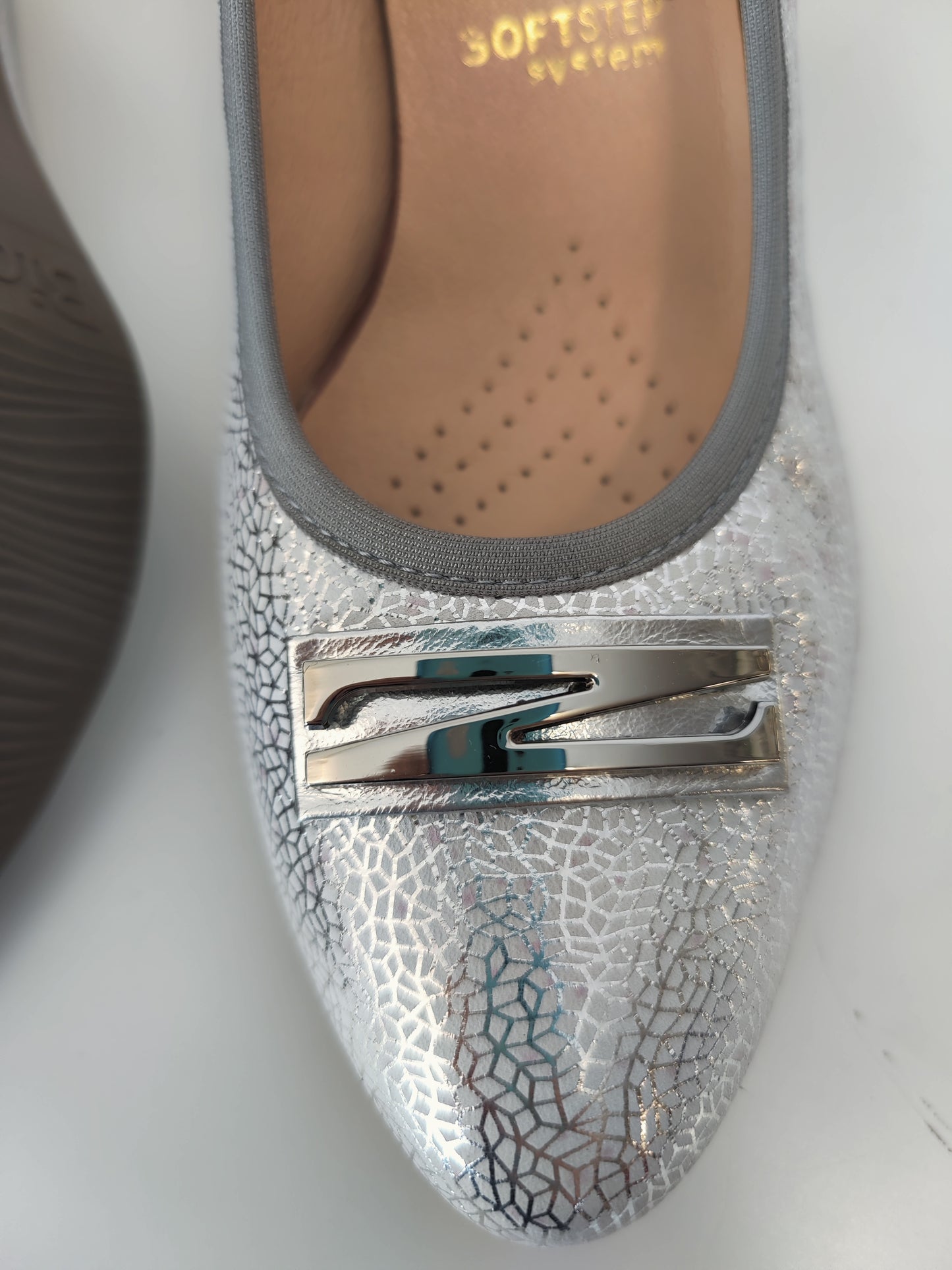 Bioeco By Arka Silver Leather Heels