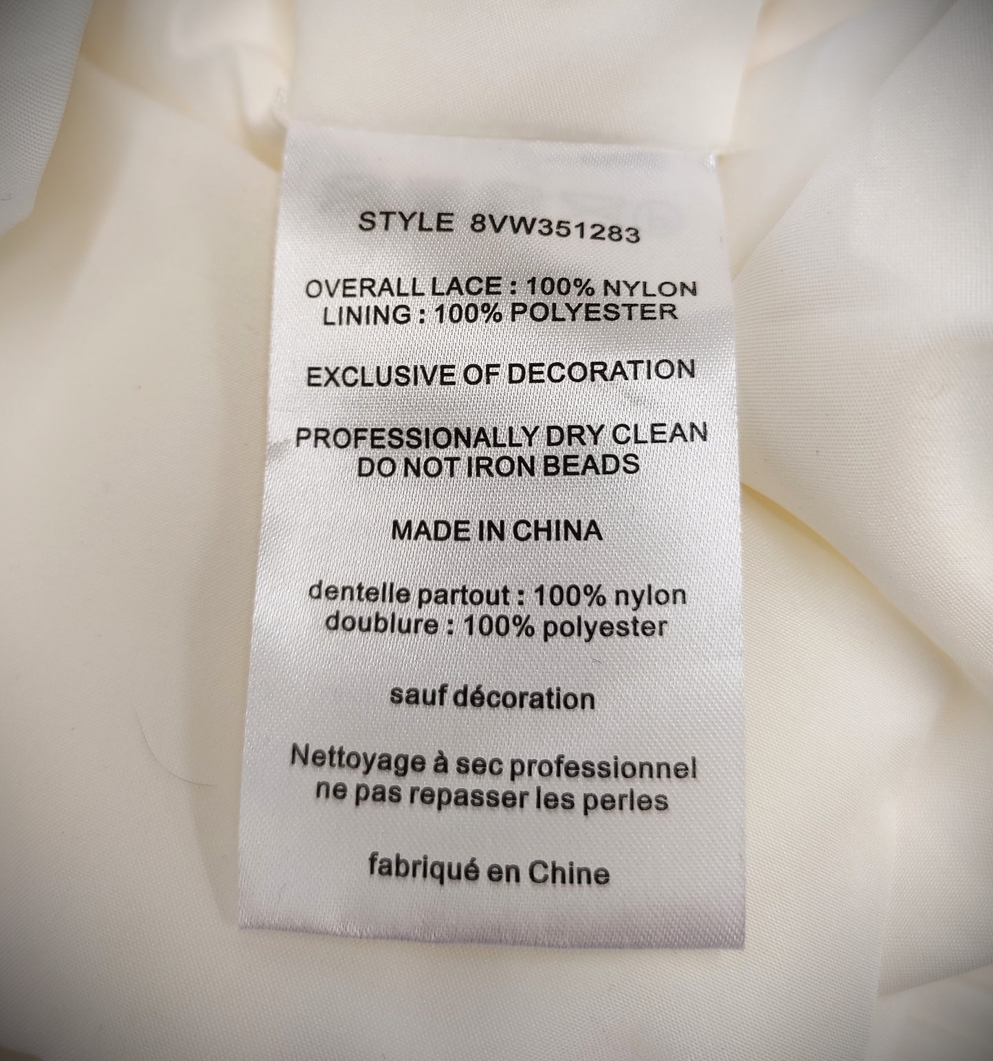 WHITE by Vera Wang Elegant Wedding Dress