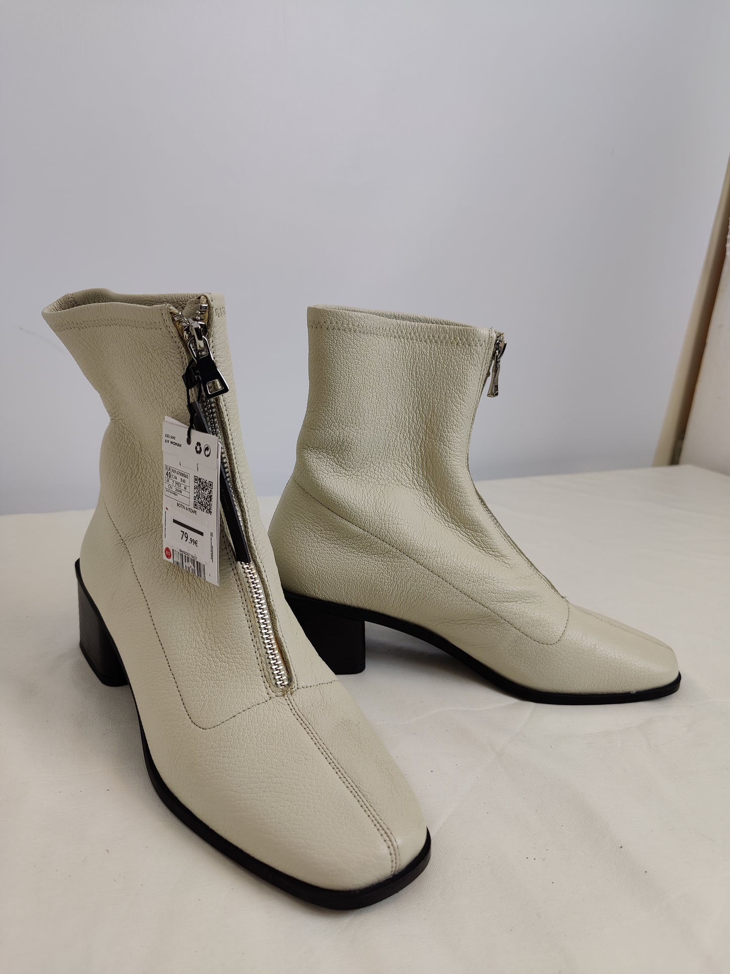 Mango Zipped Leather Ankle Boots