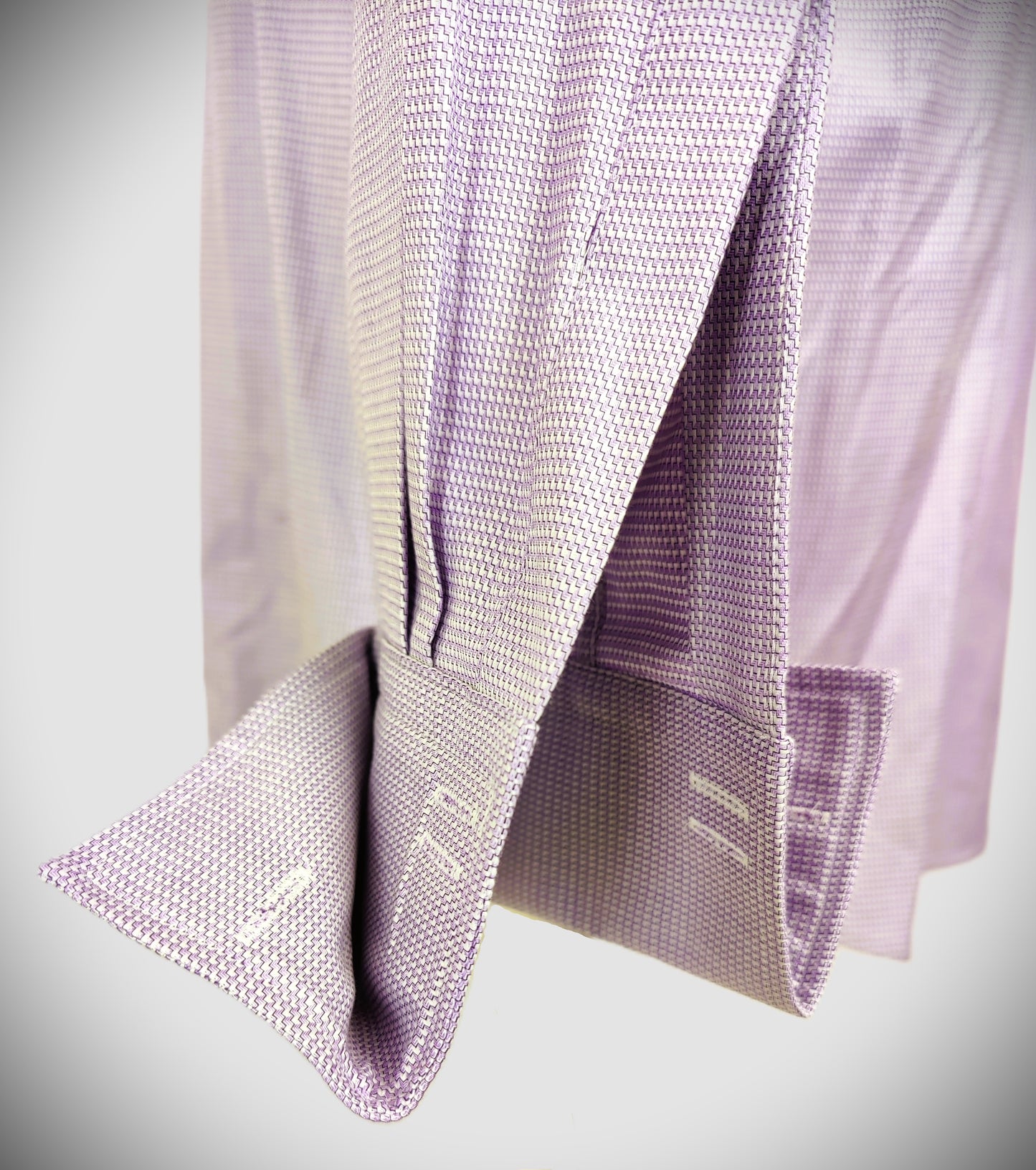 Charles Tyrwhitt Men's Flip Formal Flip Cuff Dress Shirt-Purple/Lilac Geometric Pattern