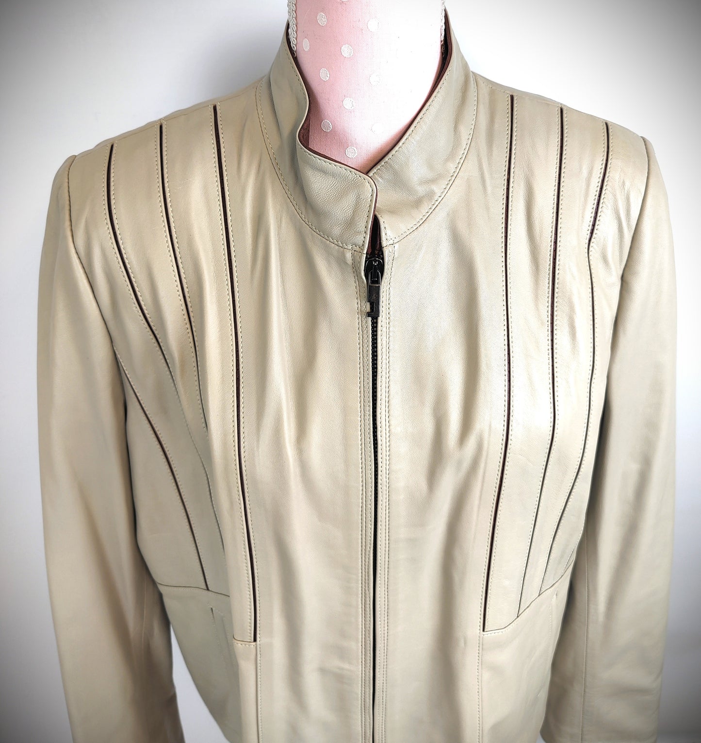 Moda Piel Short Soft Leather Jacket