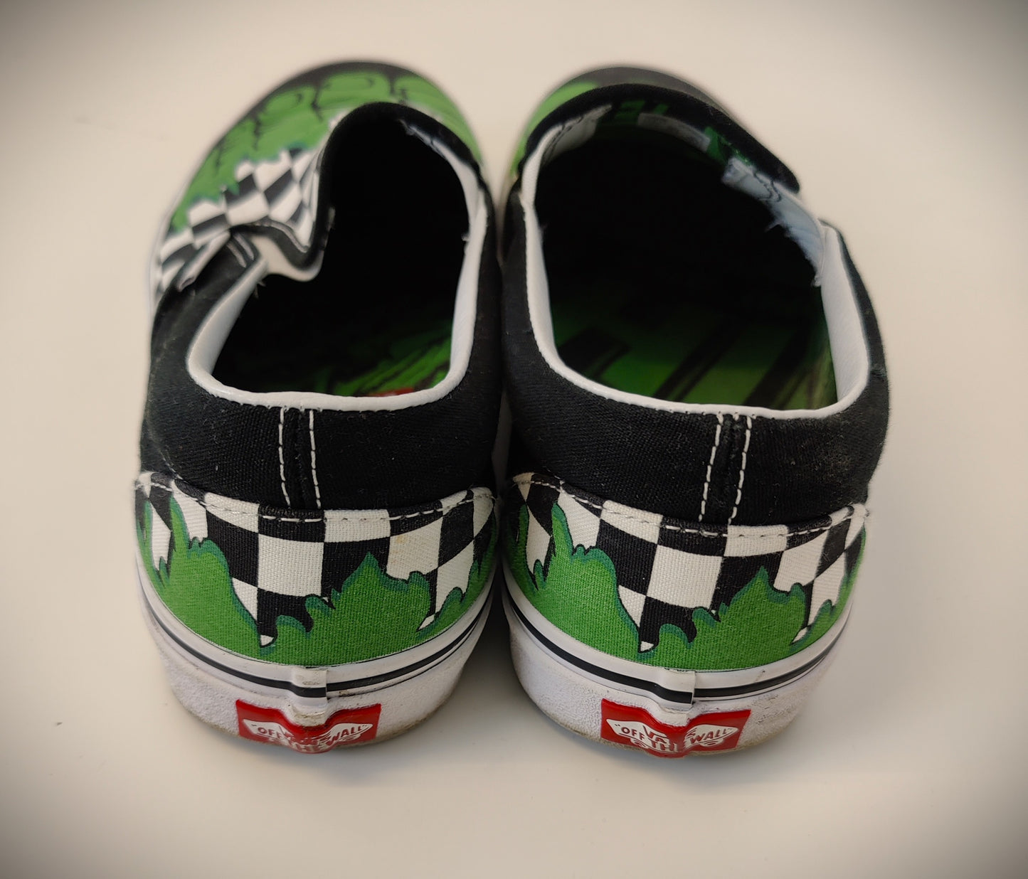 Vans "Off the Wall" U Classic Slip on-Marvel® Hulk