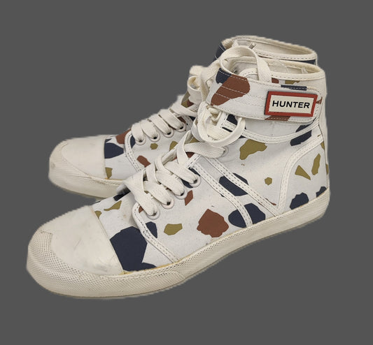 Hunter Terrazzo Canvas Sneakers - white and camouflage