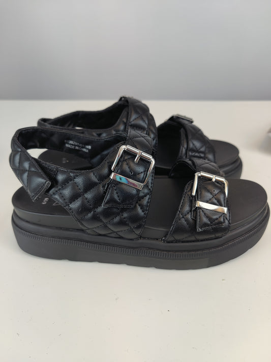 New Look Black Quilted Chunky Footbed Sandals