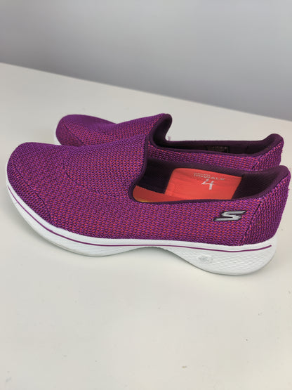 Skechers GOGA Max