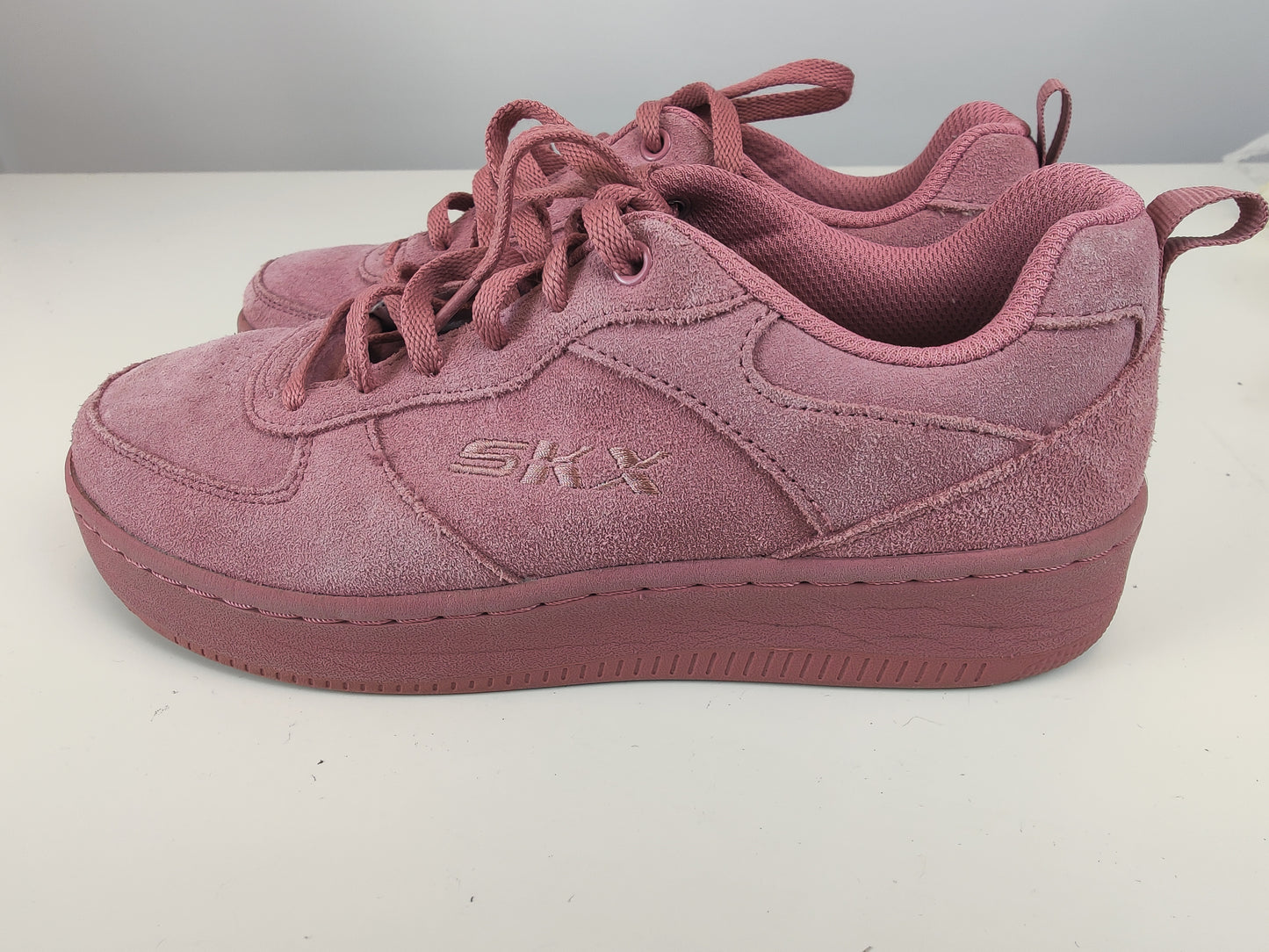 Skechers / SKX Pink Suede Trainers
