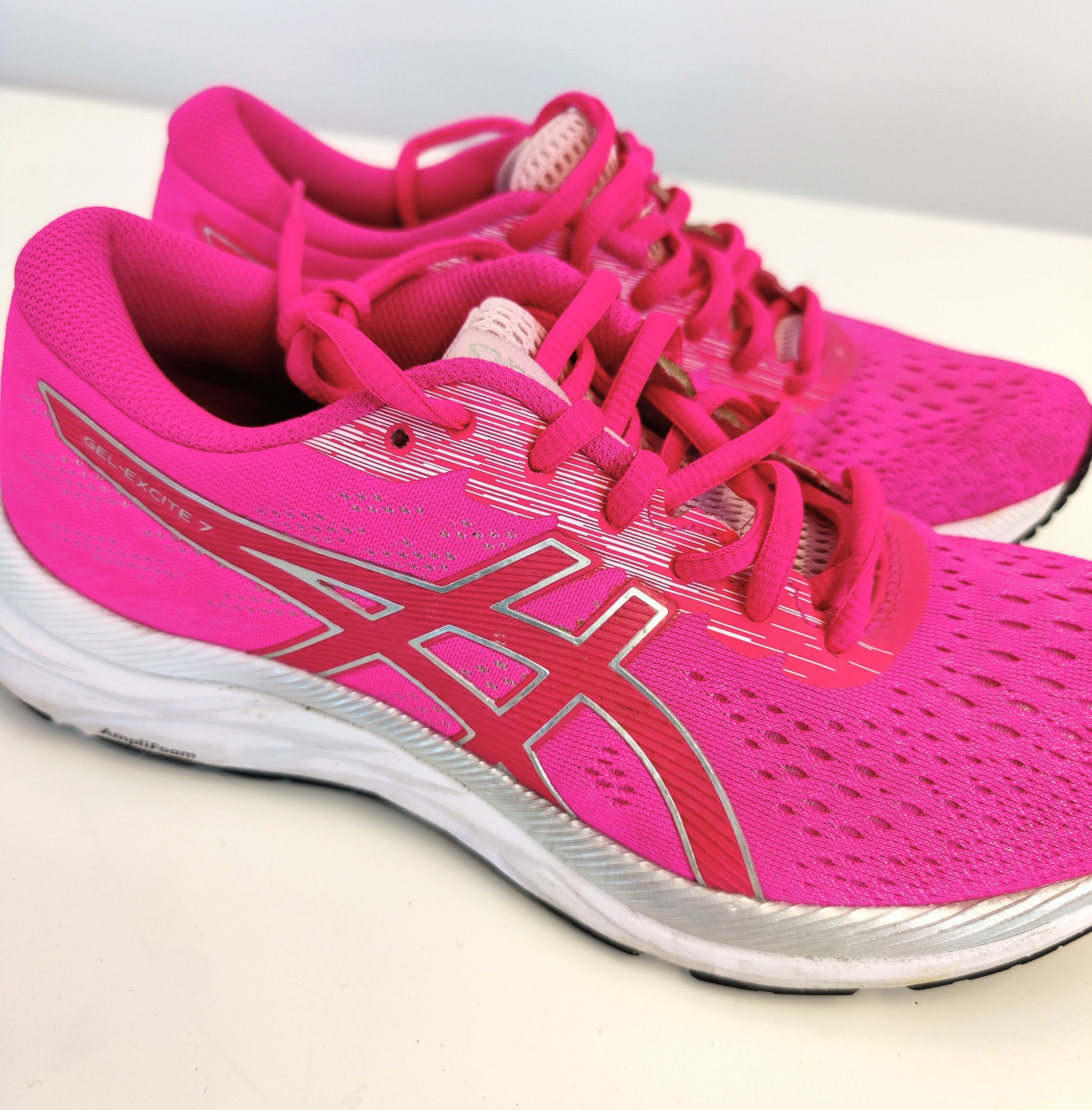 Asics pink trainers online