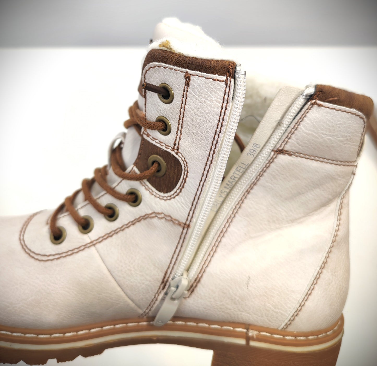 Drilleys Fur-Lined Boots - Light Fawn