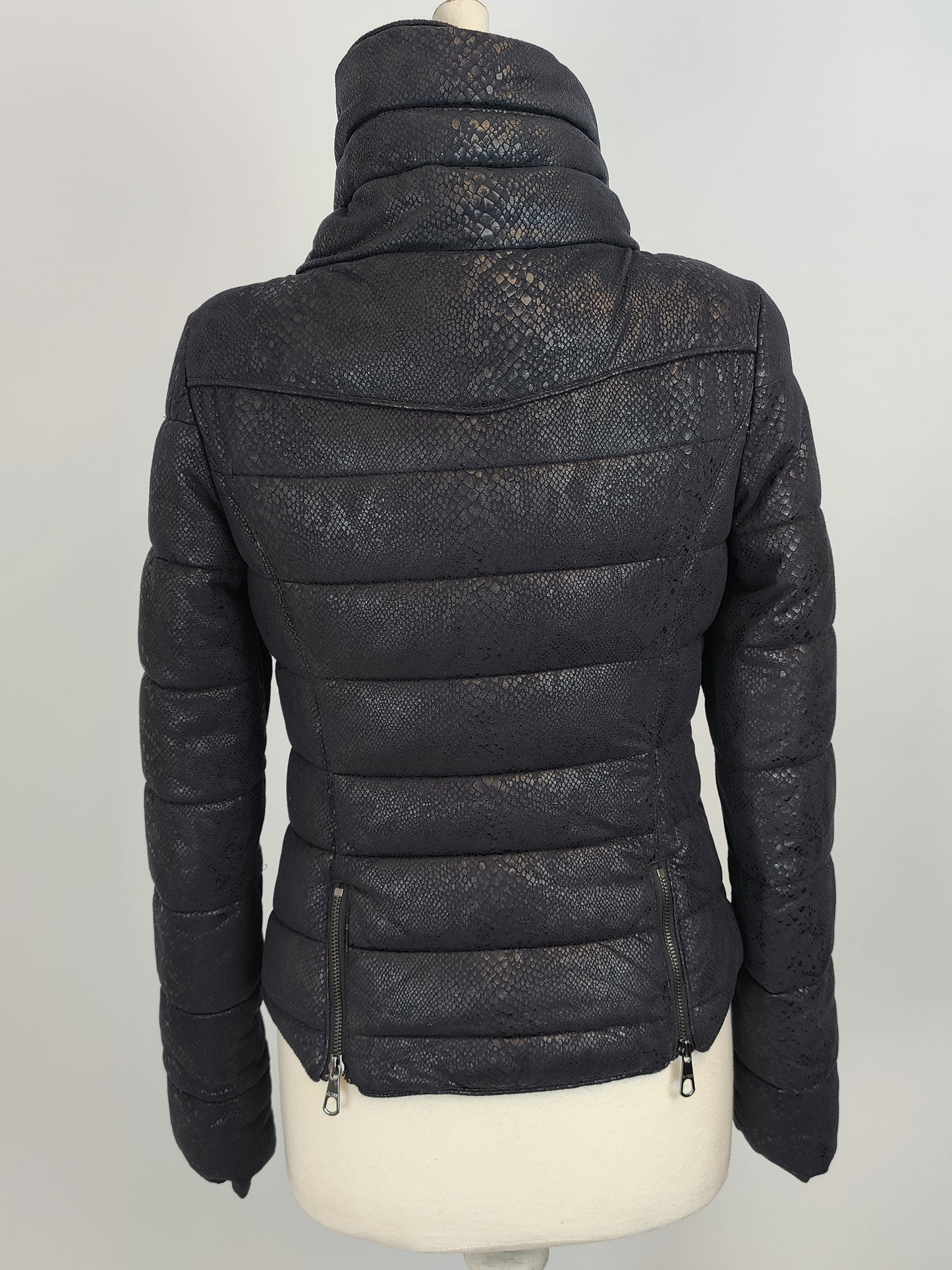 Guess Quilted Black Jacket