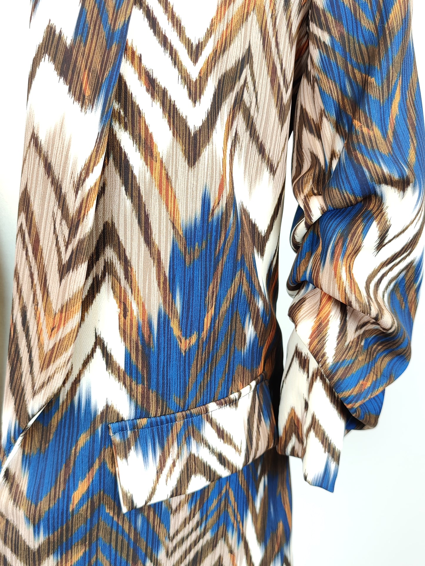 Made In Italy Ruched Sleeved Blazer