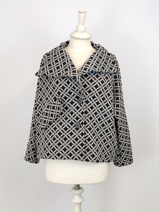 Pala D'Oro Black Textured Short Jacket