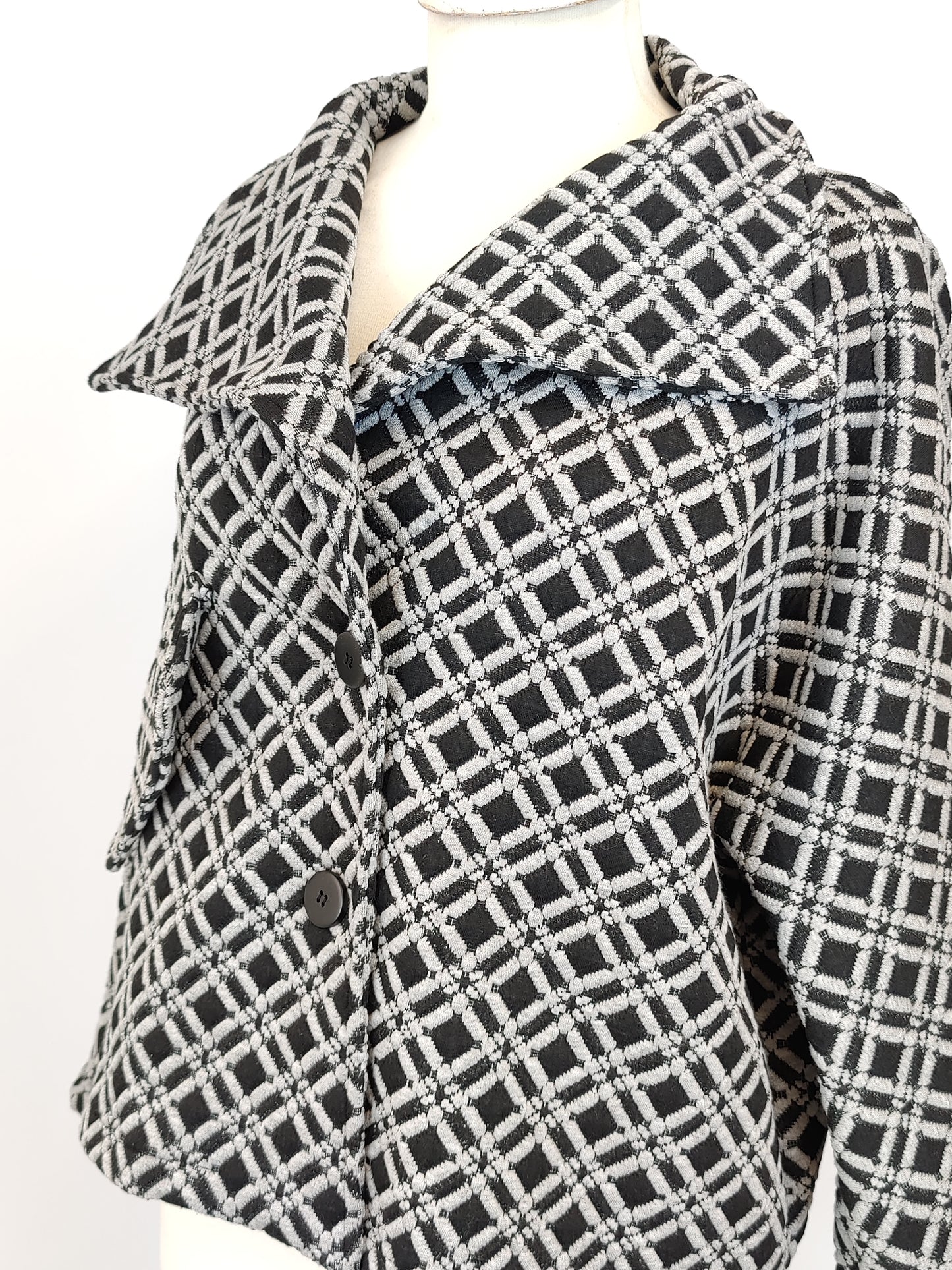 Pala D'Oro Black Textured Short Jacket