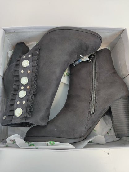Patrizio Como Grey Pearl Ankle Boots