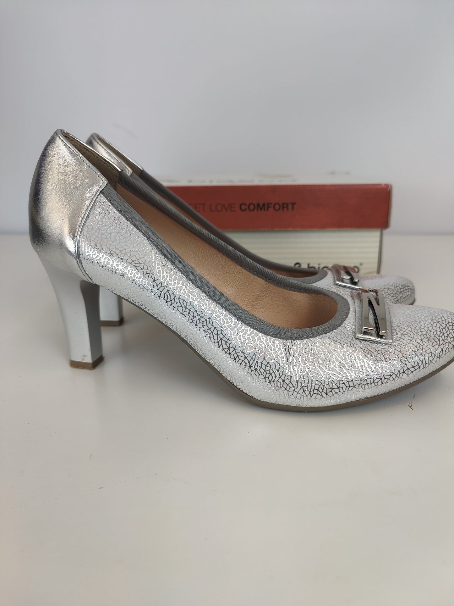 Bioeco By Arka Silver Leather Heels