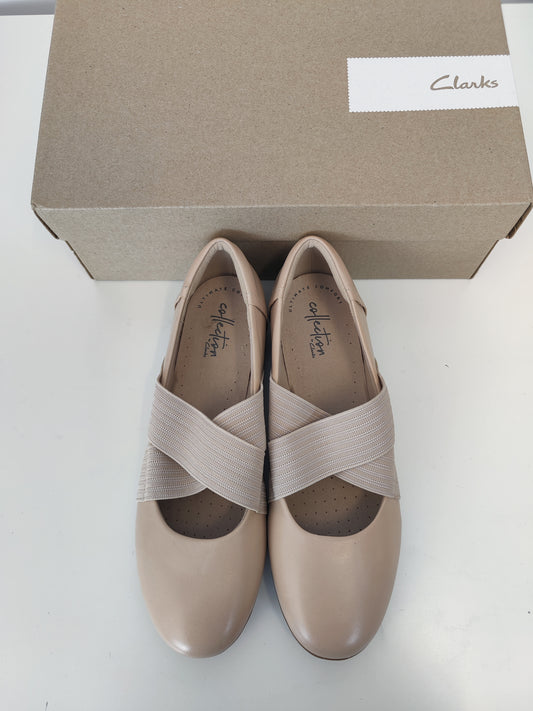 Clarks Gracelin Shea Blush Leather Shoes