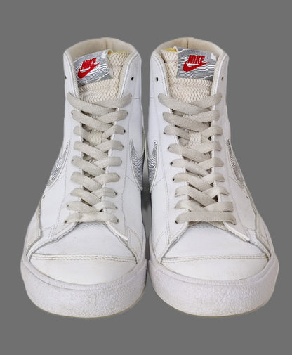 NIKE-"Blazer 77" High Top Trainers - White with Black&Red detail