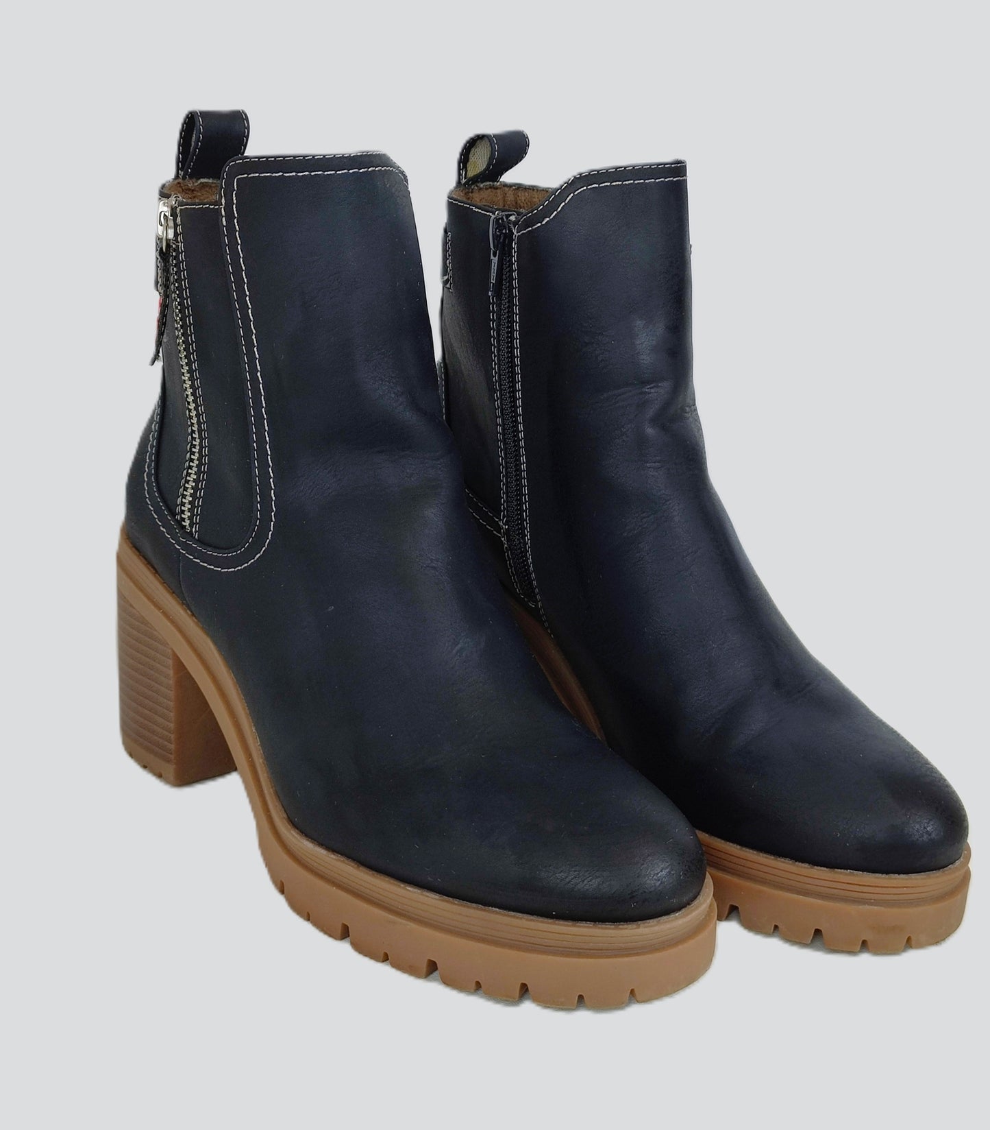 S Olive Women's Ankle Boot Chunky Sole-Navy and Tan